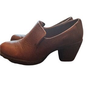 B.O.C Women's Tan Leather Block Heel Mules, Size 9